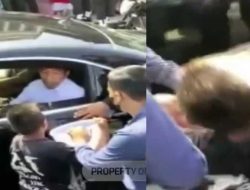 Momen Bocah Penjual Telur di Baubau Nekat Terobos Paspampres Demi Temui Presiden Jokowi