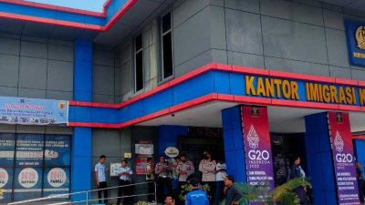 Langgar Izin Tinggal, Imigrasi Kendari Deportasi 8 WNA Tiongkok Sepanjang 2024
