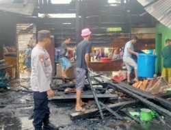 Rumah Warga di Pondidaha Terbakar Usai Disambar Petir