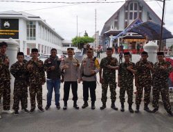 Wujud Toleransi, Banser Kendari Bantu Polisi Jaga Gereja saat Perayaan Natal