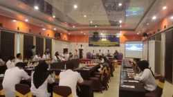 Suasana FGD Penyusunan Rancangan Keputusan Gubernur Sultra tentang SOP perizinan dan non perizinan pada DPMPTSP Provinsi Sultra Tahun Anggaran 2022/dok. Halosultra.com.