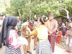 Hadiri Ritual Adat Tahunan, Pj Bupati Busel Apresiasi Pelestarian Budaya Warisan Leluhur
