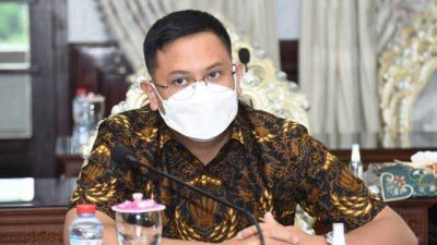 Turis China Patuhi Prokes Jika Masuk ke Indonesia, Pemerintah Diminta Awasi