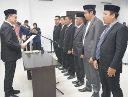Parinringi Bentuk dan Kukuhkan Tim Advokasi dan Tim Kerja Pemkab Kolut