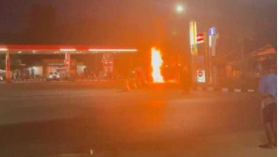 Suzuki Thunder Terbakar Usai Isi BBM di SPBU Tapak Kuda Kendari