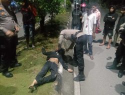 Pemotor Bonceng Tiga Alami Kecelakaan Tunggal di Tipulu, 1 Tewas dan 2 Luka-luka