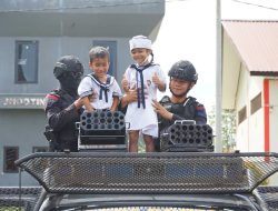 Beri Wawasan Tentang Kepolisian, TK Hangtuah Anjangsana ke Brimob Sultra