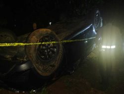 Diduga Mabuk, Mobil Dinas Camat Wadaga Alami Kecelakaan