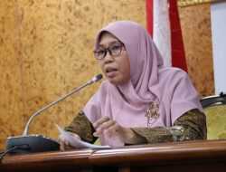 Anggota DPR RI Minta Pemerintah Tegas Atur Pemberian THR Ojek Online