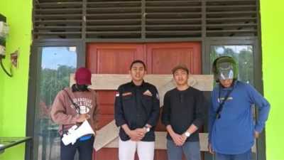 Buntut Banjir Lumpur di SMPN 1 Atap Puusuli, Masyarakat Segel Kantor DLH Konut