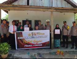 Polres Konawe Salurkan Paket Sembako kepada Masyarakat Kurang Mampu