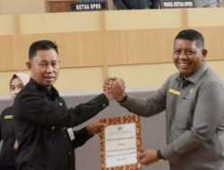 DPRD Kendari Serahkan Rekomendasi LKPJ Wali Kota Tahun 2022