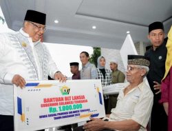 Salurkan BLT di Baubau, Gubernur: Wujud Pelaksanaan Program Sultra Peduli Kemiskinan