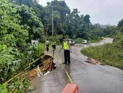 Jalan Penghubung Kendari-Konsel Amblas, Masyarakat Diimbau Berhati-hati