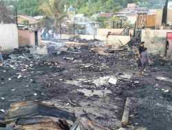 Kebakaran di Kolaka Hanguskan 8 Rumah Warga