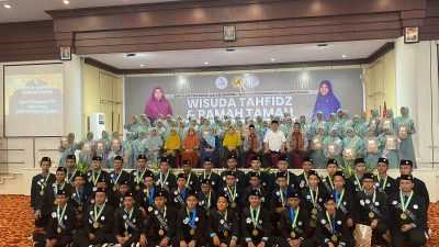 SMP IT-Yayasan Pendidikan Al Qalam Kendari Gelar Wisuda Tahfidz dan Ramah Tamah