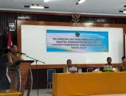 Lantik Pejabat Administrator Eselon III, Sekda Konawe Ingatkan Tanggung Jawab Kerja