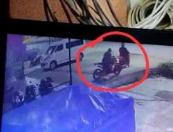 Terekam Kamera CCTV, Aksi Komplotan Maling Gasak Motor Warga di Kendari