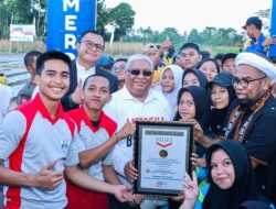 Aksi Serentak Tanam Bibit Holtikultura Siswa SMA-SMK se-Sultra Pecahkan Rekor MURI