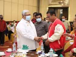 Gubernur Sebut Alumni Unhas Berperan Besar dalam Pembangunan di Sultra