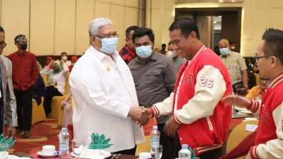 Gubernur Sebut Alumni Unhas Berperan Besar dalam Pembangunan di Sultra