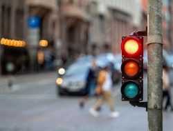 Lampu Lalu Lintas di Bombana Belum Difungsikan, Ini Penyebabnya