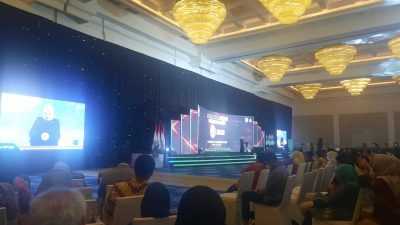 PT VDNI dan PT OSS Diberi Penghargaan oleh Kemenaker