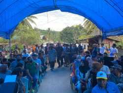 Kedatangan Tina Nur Alam di Baula Disambut Hangat Warga