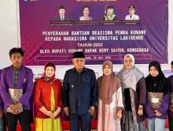 KSK Serahkan Bantuan Beasiswa untuk Ratusan Mahasiswa Unilaki