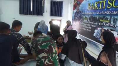 52 Anak Ikuti Sunatan Massal Lanal Kendari