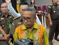 Rektor Universitas Halu Oleo (UHO), Muhammad Zamrun Firihu / Erik Lerihardika, HaloSultra.com