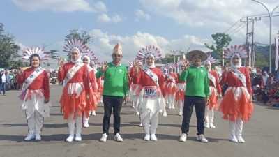 106 Regu Gerak Jalan Tematik Menampilkan Busana dari Bahan Daur Ulang