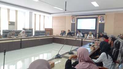 Pedagang Kawasan Kali Kadia Mengadu kepada DPRD Kota Kendari