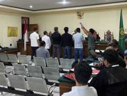 Sidang Kasus Suap Alfamidi, Enam Saksi Dihadirkan