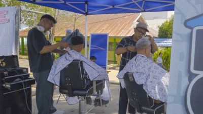 Ada ‘Hair Clas Road to School’ di SMAN 4 Kendari, Siswa Auto Ganteng Maksimal