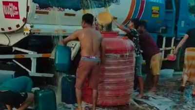 Truk BBM Terserempet di Konawe, Tangki Bocor hingga Solar Tumpah Basahi Jalan