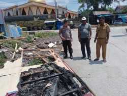 Diduga Mabuk Miras, Oknum Polisi di Buteng Nekat Bakar Baliho Ganjar Pranowo
