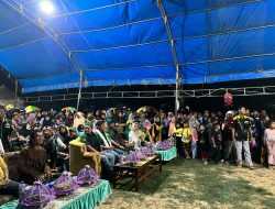 Warga Tumpah Ruah Saksikan Pagelaran Seni Budaya Bersama Radhan-Rasyid di Buke
