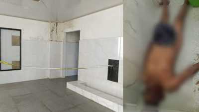 Mayat Tanpa Busana Ditemukan di Kamar Mandi Masjid Al-Kautsar Kendari