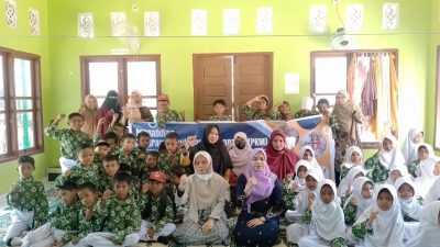 Tim PKM UHO Sosialisasikan Nilai Penting Tinggalan Arkeologi di MI Al Asif Tampo