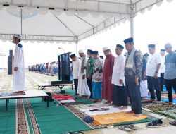 Minta Hujan, Pemkab Bombana Gelar Salat Istisqa