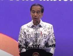 Jokowi Sebut Tingkat Stres Guru Lebih Tinggi Dari Profesi Lain