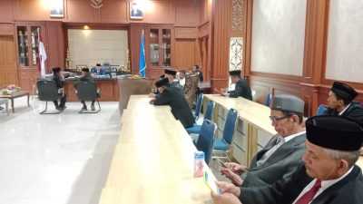 Pelantikan Kepala SMA dan SMK Ditunda, Sekda Sultra Beberkan Alasannya