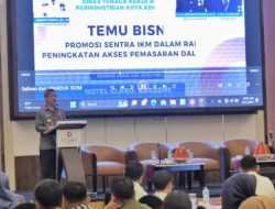 Sekda Kendari Buka Temu Bisnis Promosi Sentra IKM