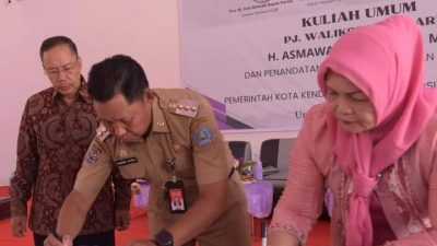 Tingkatkan SDM, Pemkot Kendari dan Unilaki Teken Kemitraan