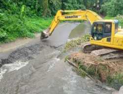 Alami Pendangkalan, Bendungan Simbalai Kolaka Timur Dikeruk