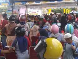 Tekan Kenaikan Harga Pangan Jelang Nataru, Pemda Muna Gelar Pasar Murah