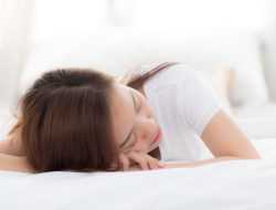 Kebanyakan Tidur Siang Ternyata Buruk Bagi Kesetahan, Ini Dampaknya