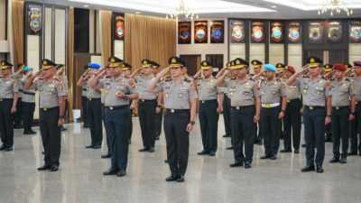 Kapolri Naikan Pangkat 45 Perwira Tinggi Polri