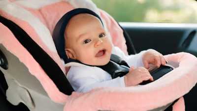 Tips Agar Liburan Nataru Bersama Bayi Lebih Nyaman Selama Perjalanan